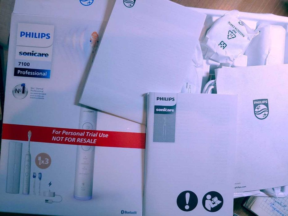 Зубная электро звуковая щетка Philips Sonicare  серии 7100 HX7428/02