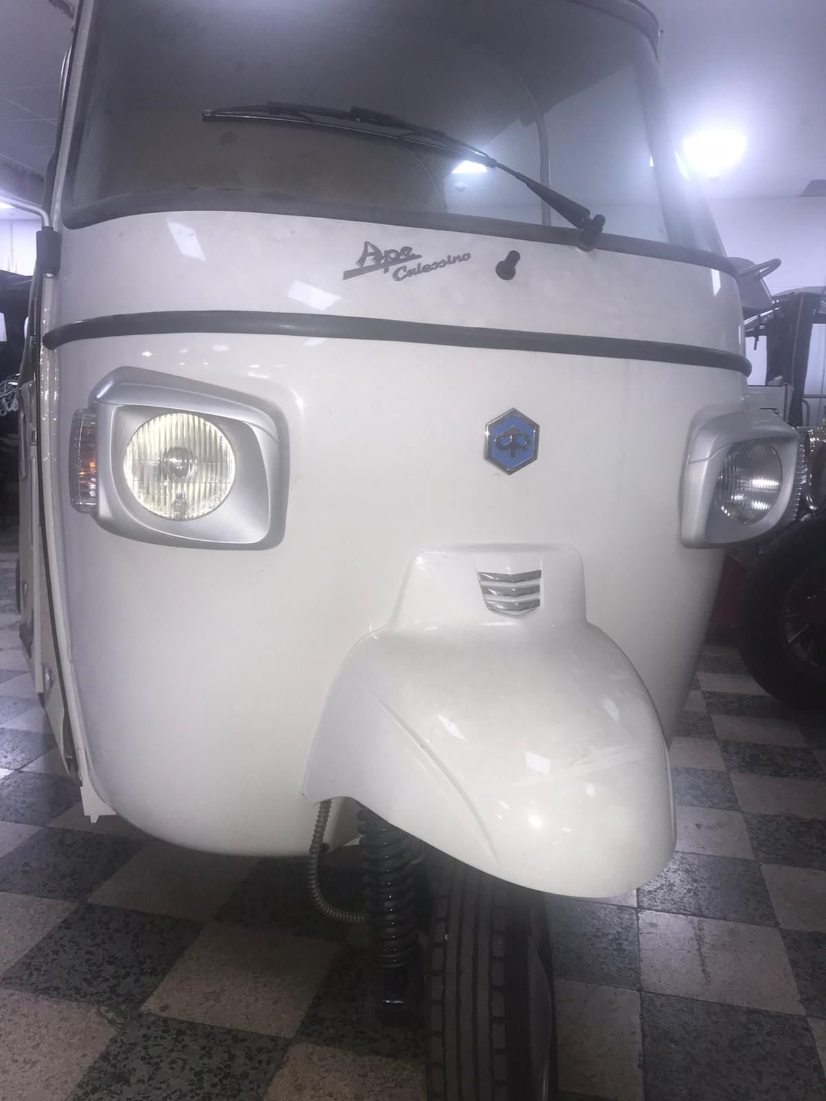 Tuk tuk piaggio Ape Calessino 200