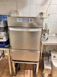 Zmywarka gastronomiczna winterhalter UC L Energy idealna.