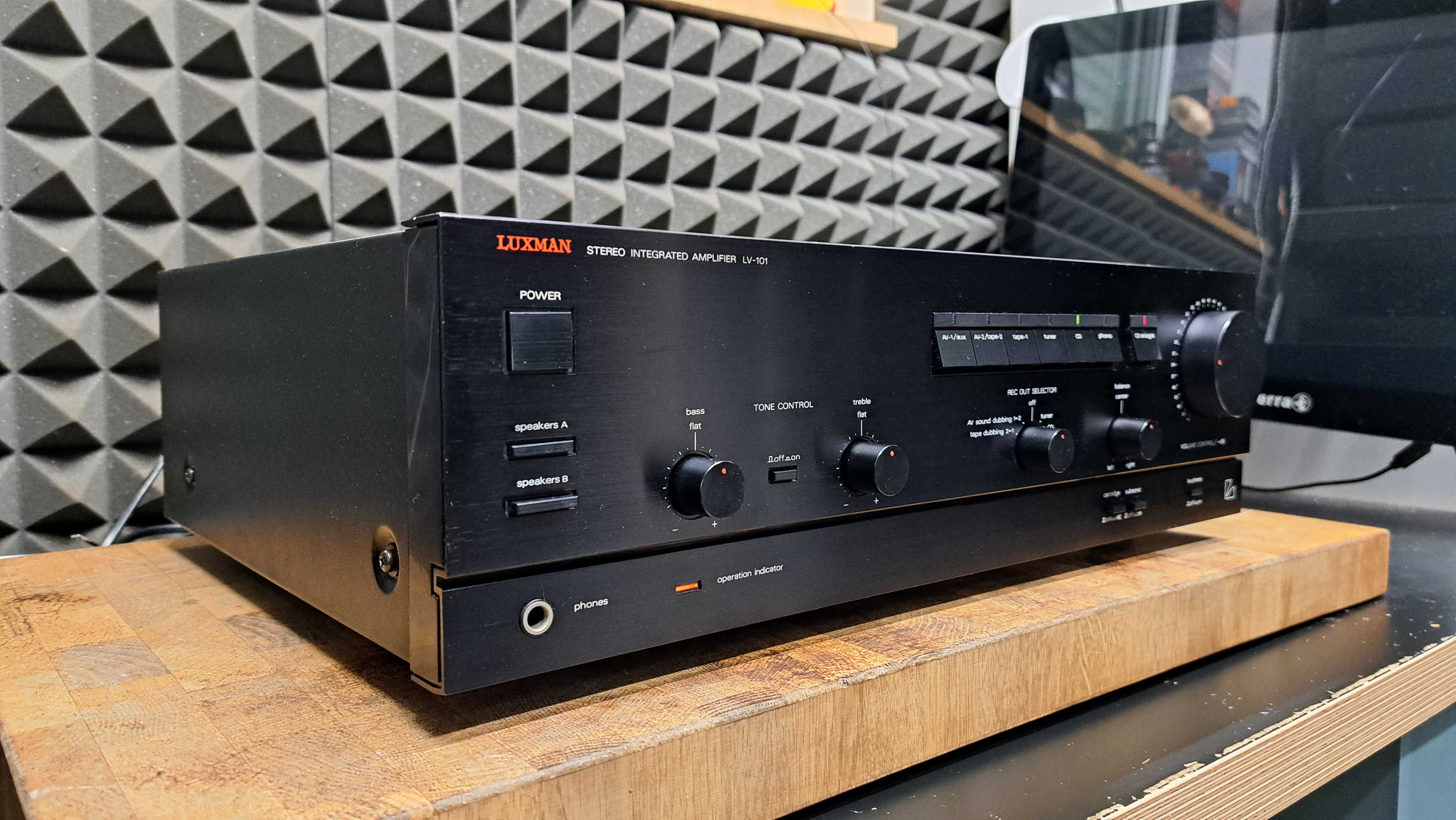 Wzmacniacz Luxman LV-101
