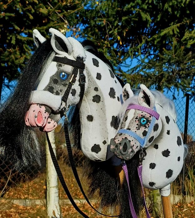 Tarantowaty konik Hobby Horse A4 + sprzęt realistyczny