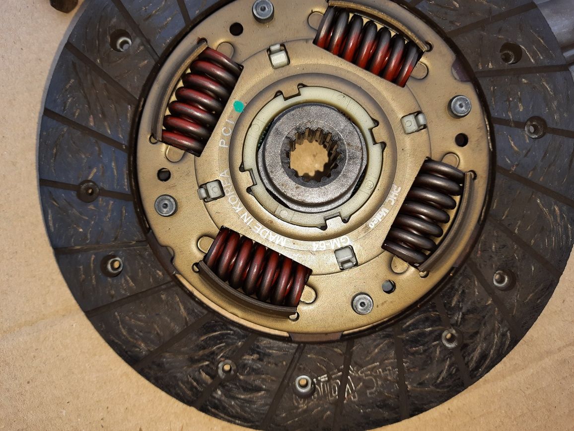 Комплект сцепления Опель 1.6 8V