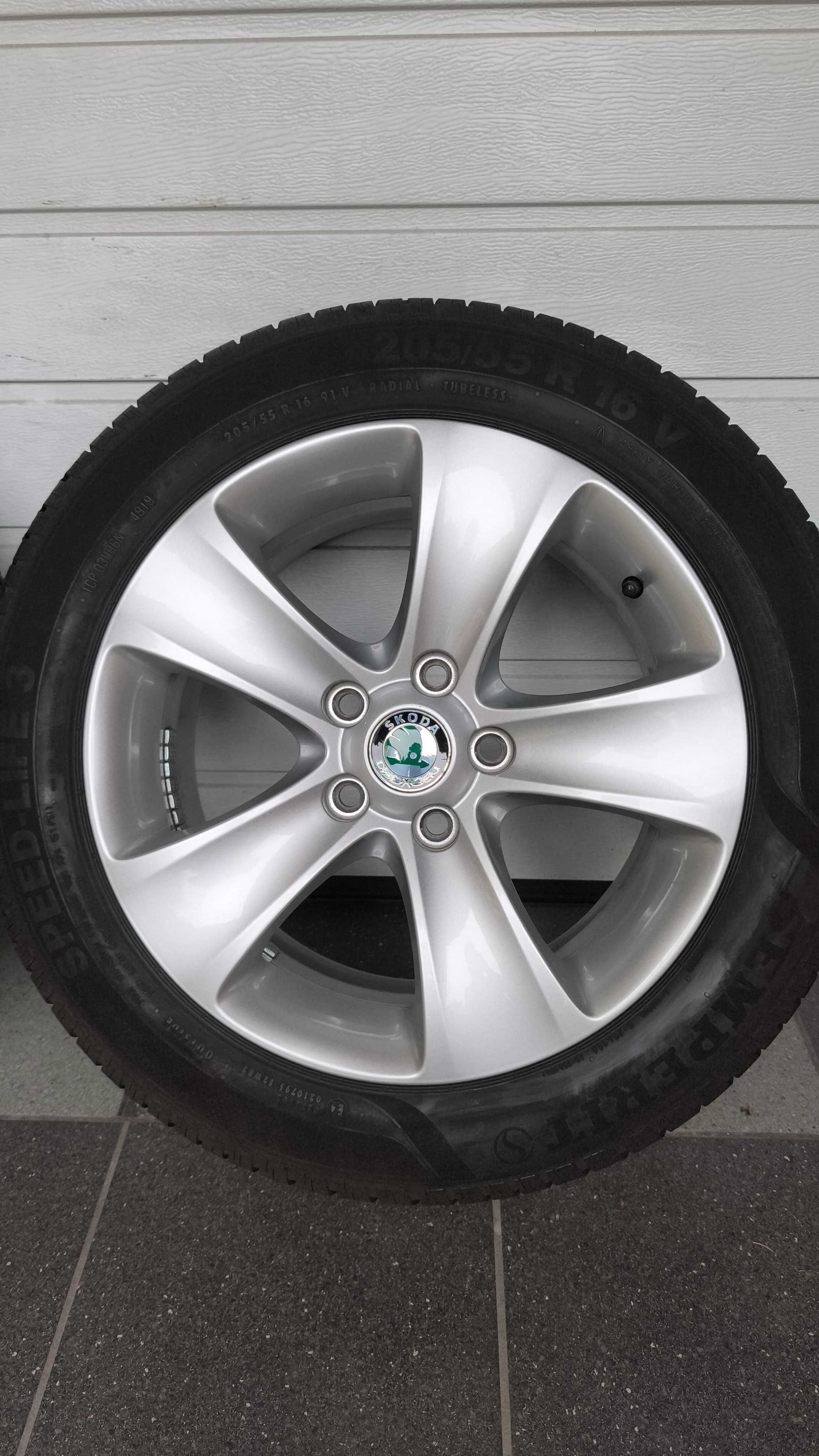 Koła 16" Skoda Octavia Yeti Audi Vw lato 205/55/16 5x112 (OL1904)
