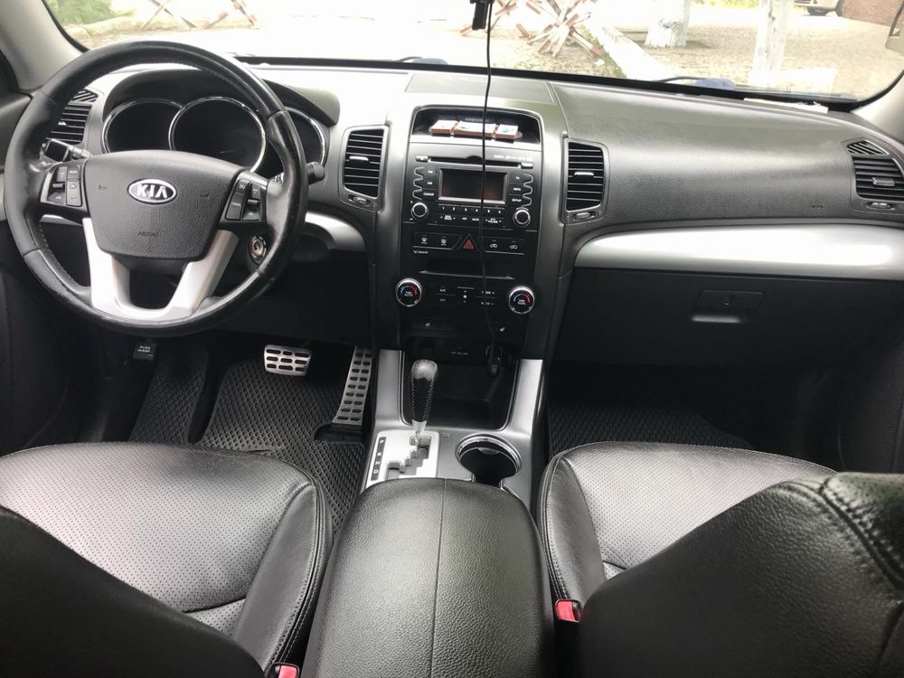 Продам Kia Sorento