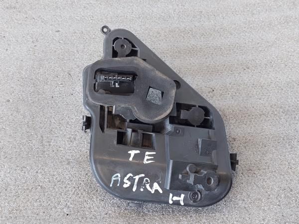 Suporte lâmpada esquerdo OPEL Astra H Hatchback (L48)