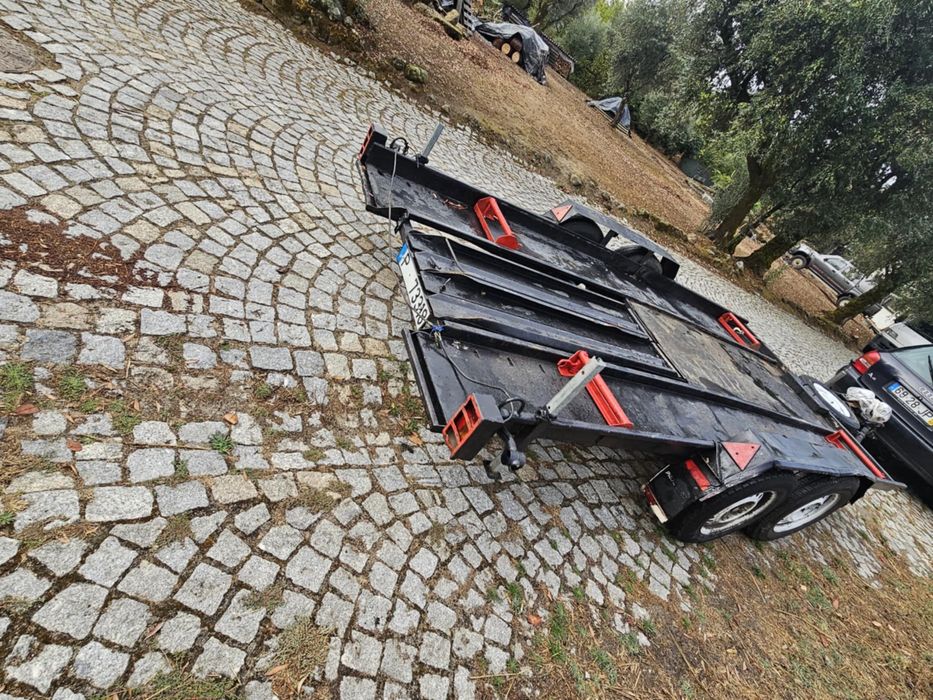Atrelado Porta Carros