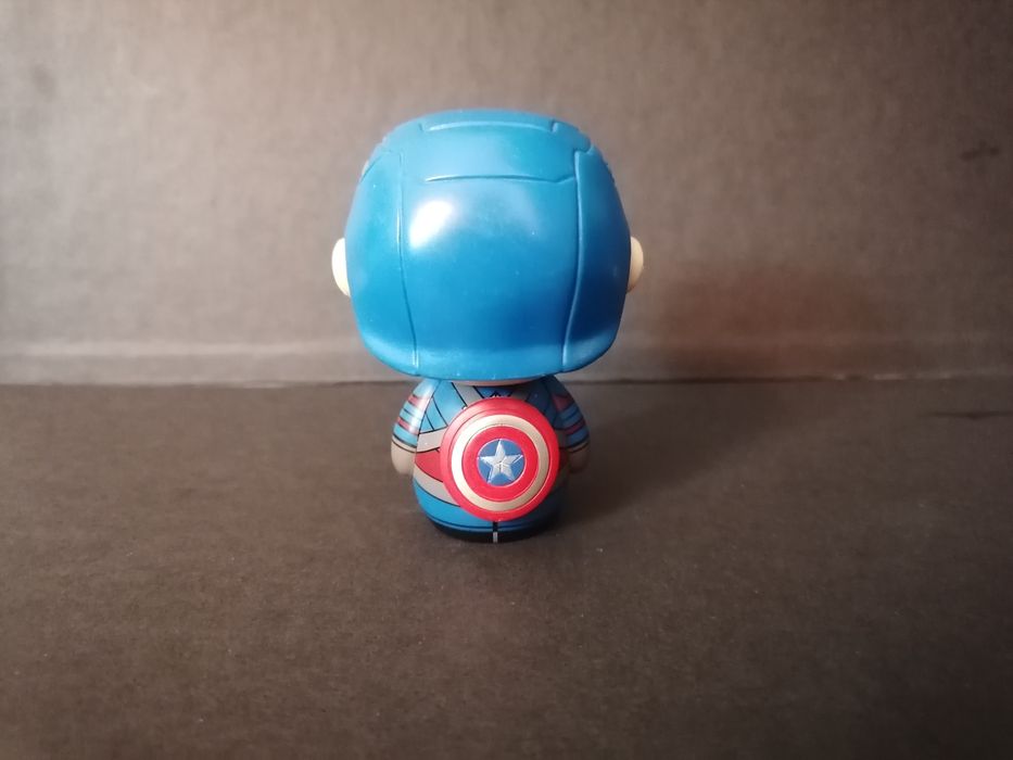 Figura Funko Pop Capitão América da Marvel