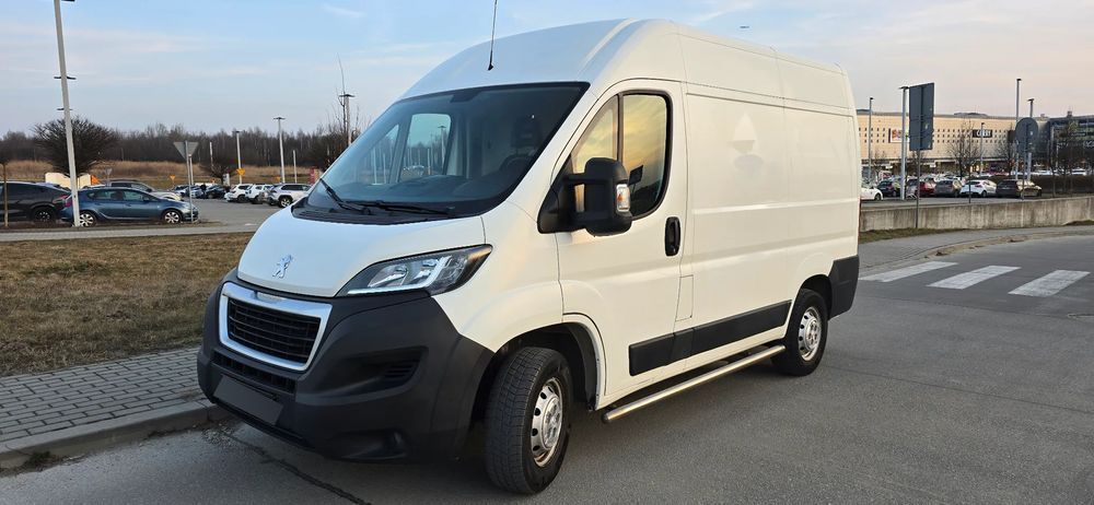 Peugeot Boxer  Peugeot Boxer 2,0 Bluehdi L1H2 Tempomat, Hak, Kamera cofania, Rury