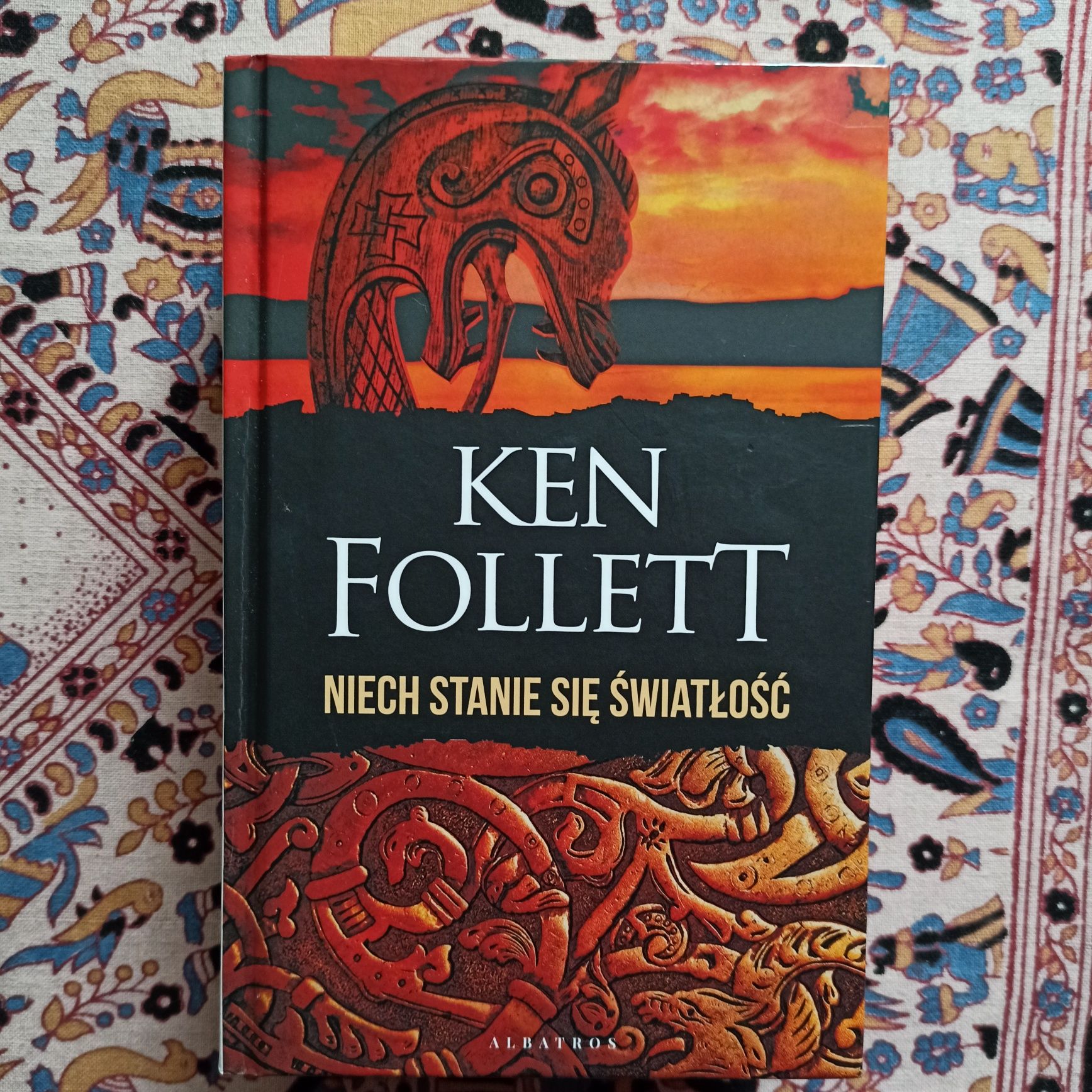 Niech Stanie Się Światłość - Ken Follett.