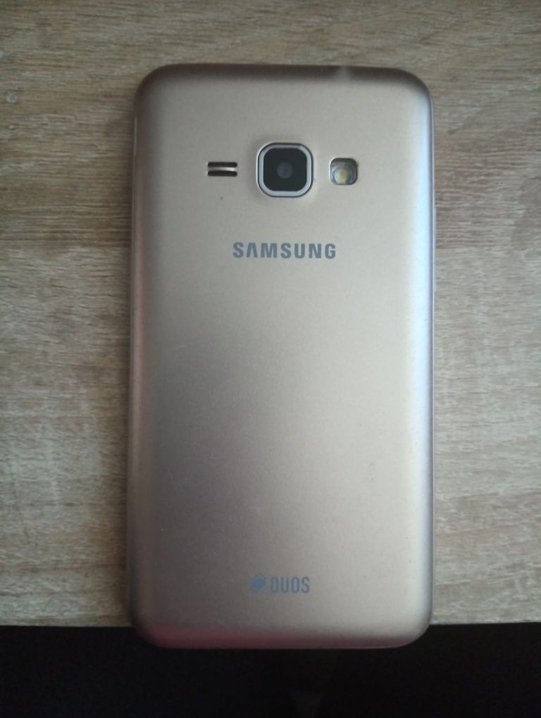 Продам телефон Samsung galaxy J6 2016