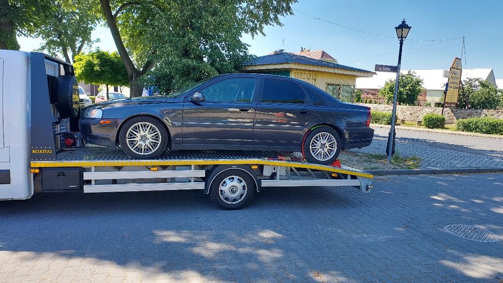 Autolaweta Laweta Autopomoc Transport  Przewóz  Pojazdów  itd.