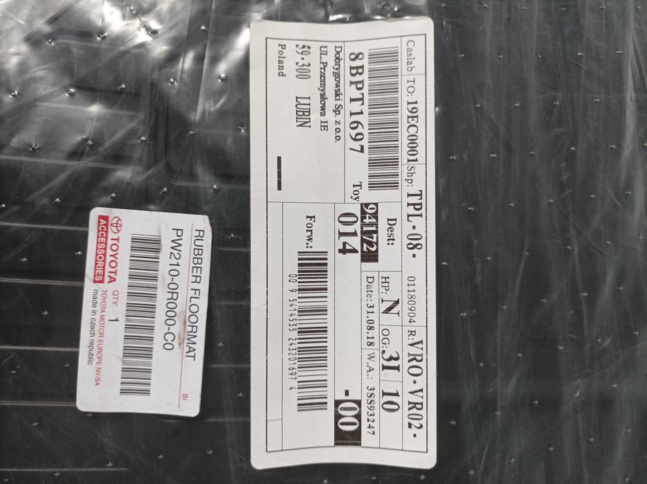 Dywaniki gumowe Toyota RAV4 4 hybrid