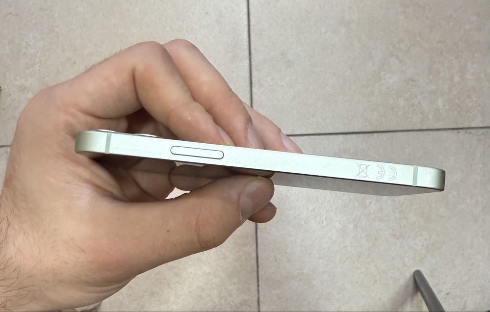 Іphone 12 mini ,не дорого.