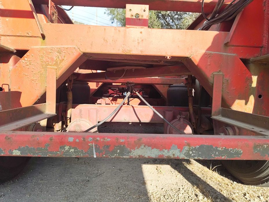 Vendo chassis porta contentores 20'