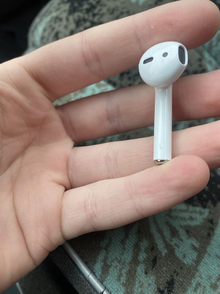 Навушники AirPods 2