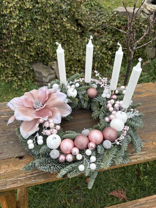 Stroik wianek adwentowy