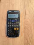 Kalkulator naukowy casio