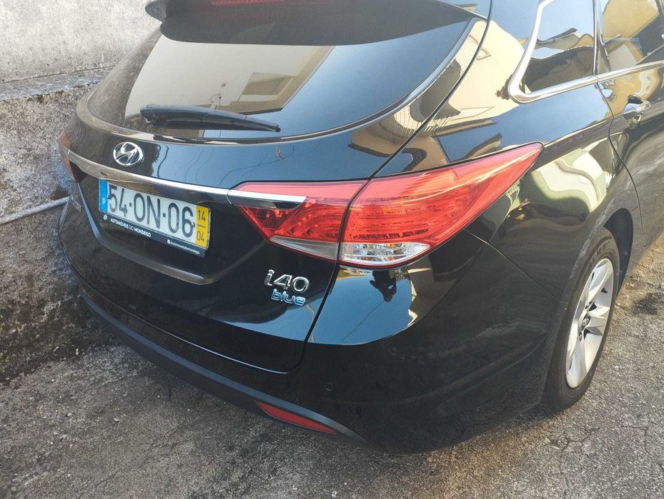 Hyundai i40 SW 1.7 CRDI – Muito equipada, motor precisa de reparação