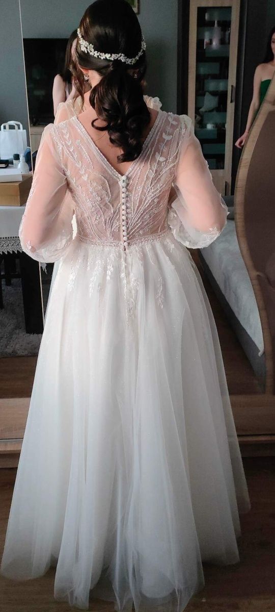 Suknia ślubna salon ślubny Elizabeth kolekcja 2023