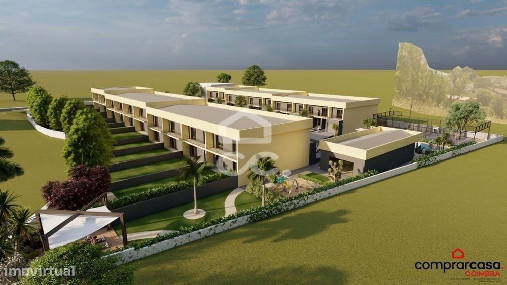 Moradia T3 nova em condomínio fechado com piscina, jardins e campo de