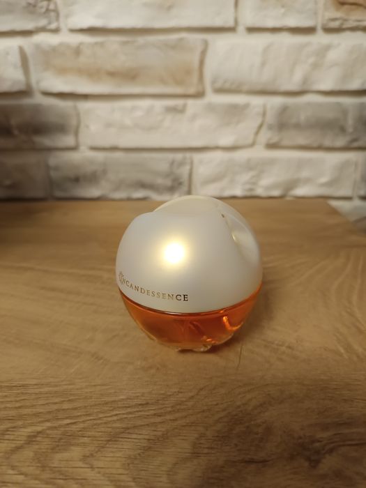 Damskie perfumy Avon Incandessence 50ml