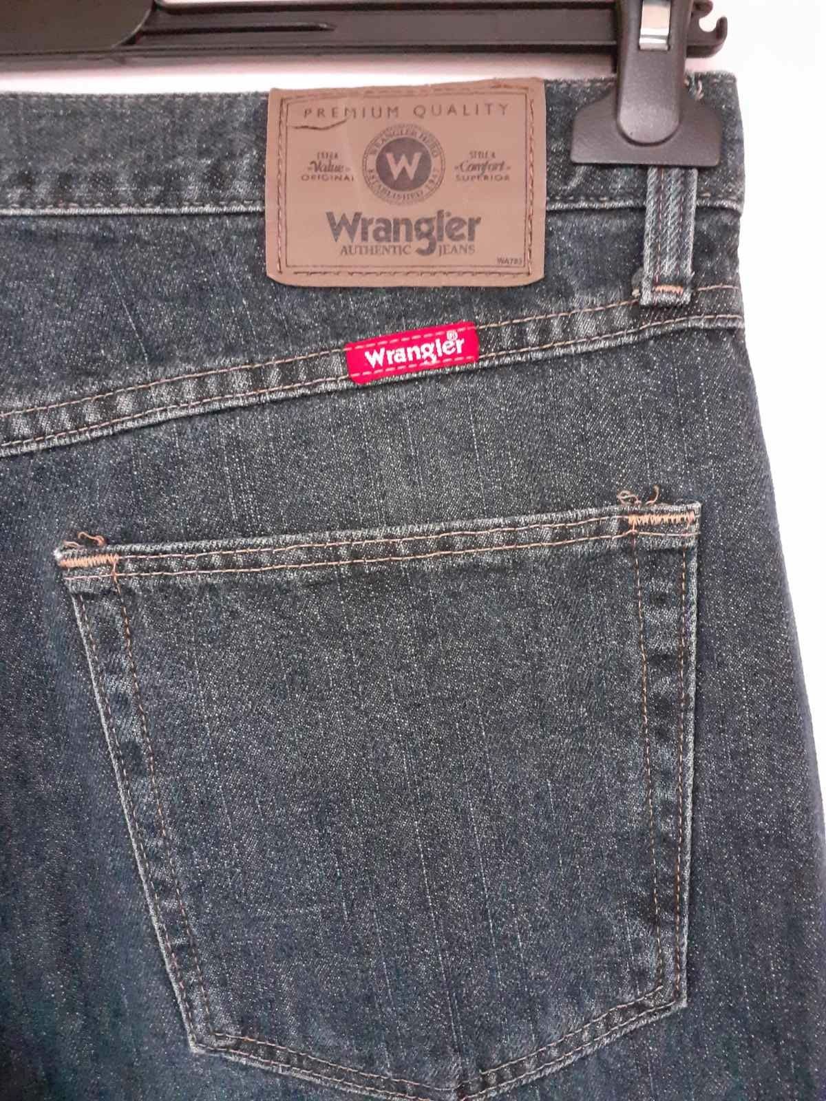 Джинсы Wrangler premium quality. Made in Mexico для USA. ИДЕАЛ.