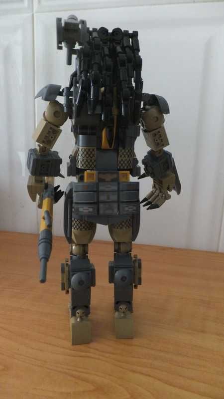 AVP - Alien vs Predator - construction blocks