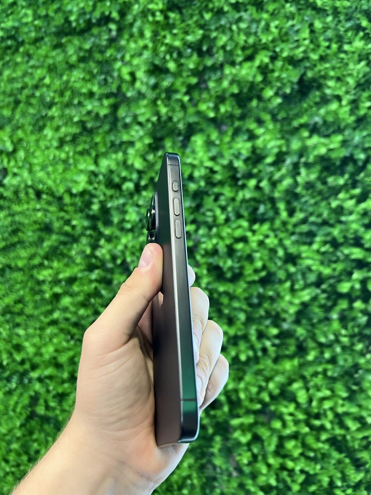 iPhone 15 Pro Max 256GB Black Titanium Neverlock Від Магазину