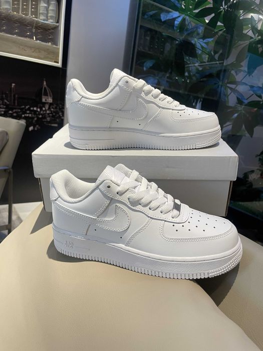 Buty meskie Mokasyny Nike_Air_Force_1_Low_'07_White R.38