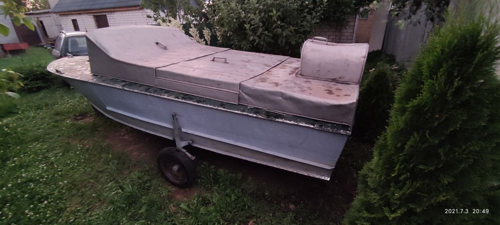 Моторная лодка Прогрес 2