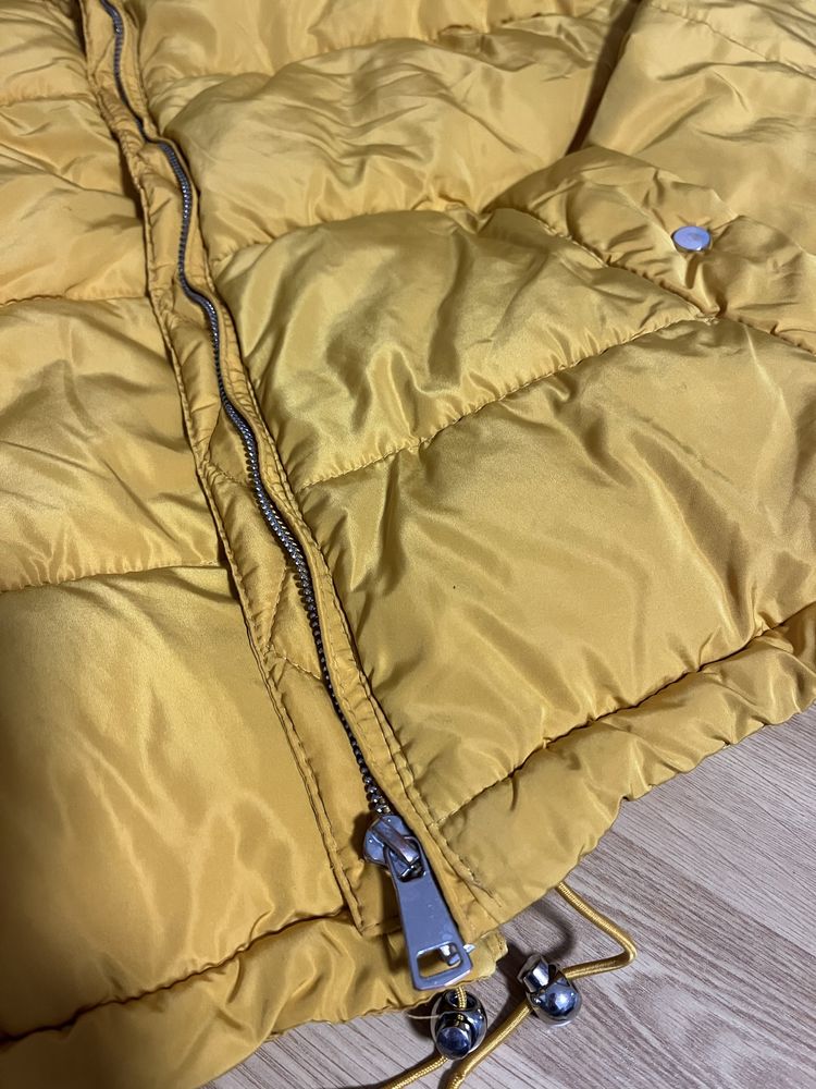 Курточка осінь весна pull bear