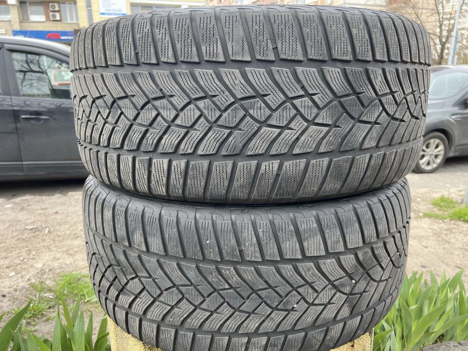 Зимова гума 275/40/21