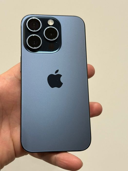 Iphone 15 pro 128gb Blue Titanium bateria 90%