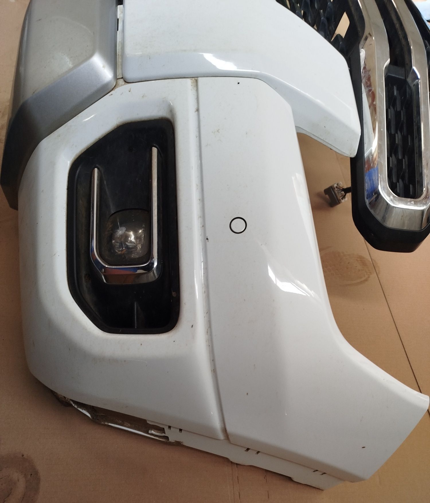 Ford Ranger 2023 rok zderzak przedni