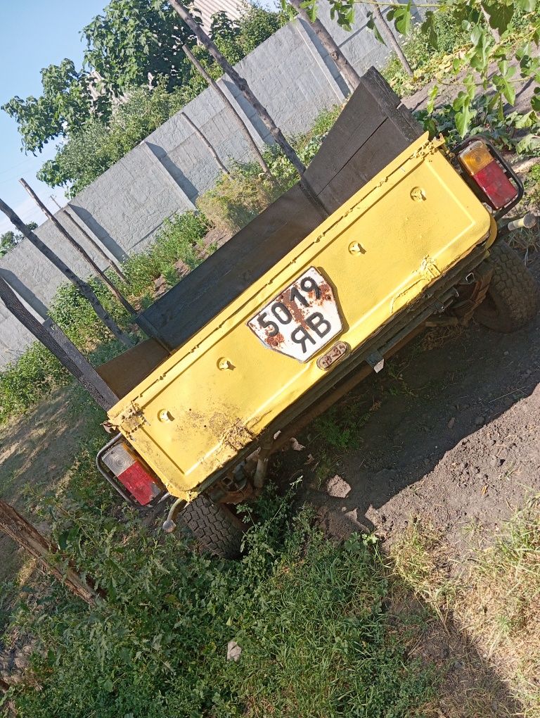 Автомобільний прицеп