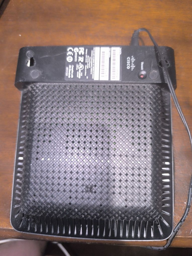 Маршрутизатор Linksys E1200