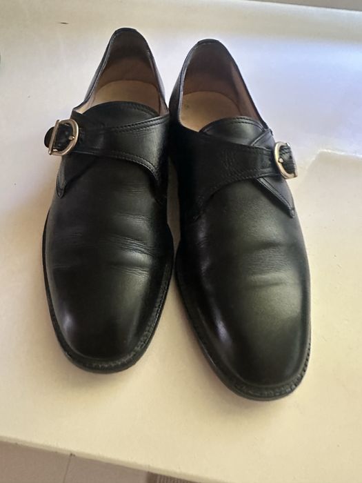 Sapatos pretos de fivela / bom estado