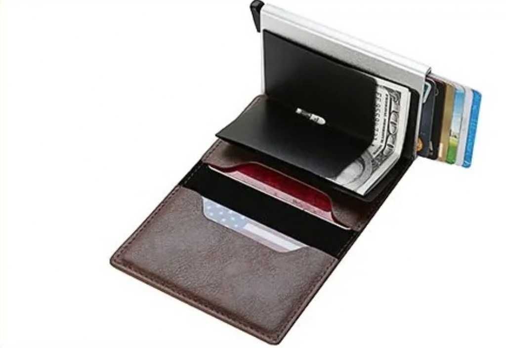 Carteira/Porta-Cartões pele sintética RFID - 8 cartões (novas)