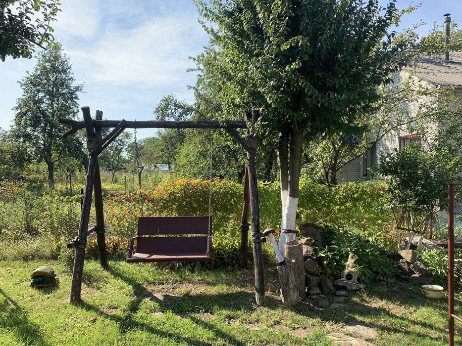 Дача біля села Буцнів