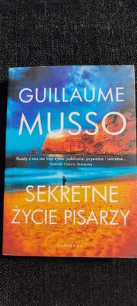 Muso Guillaume "Sekretne życie pisarzy"