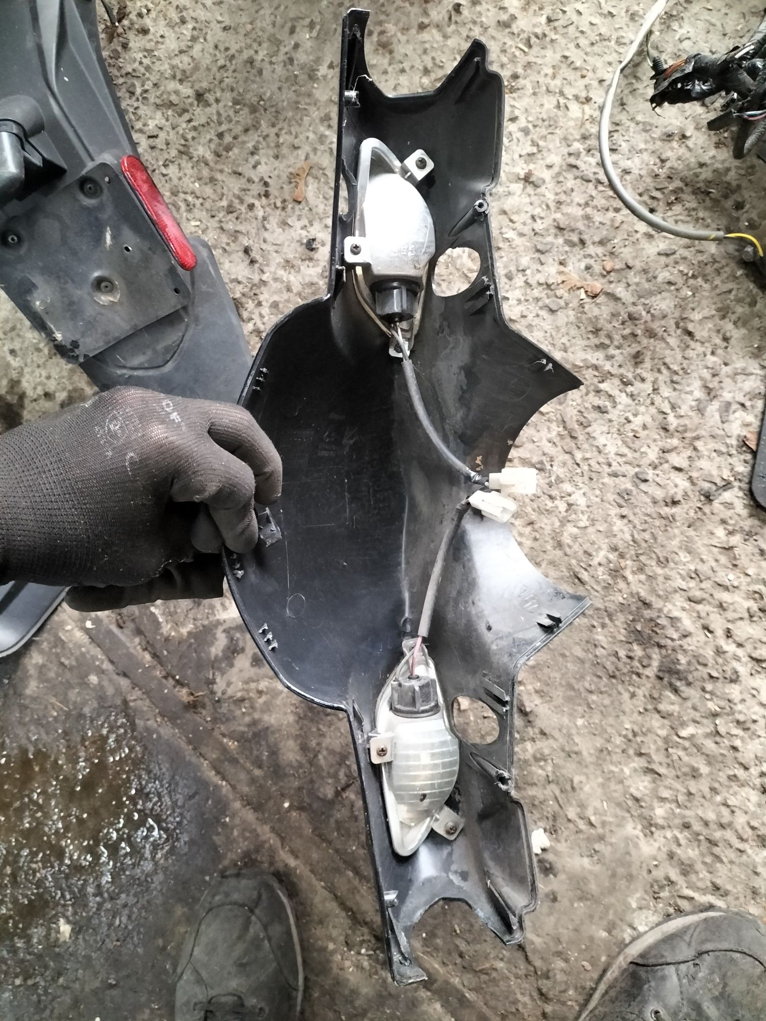 Obudowa kierownicy,licznika Piaggio new typhoon,Aprilia Sr motard
