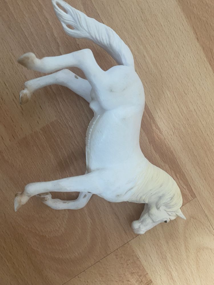 Koń kucyk Collecta Camarillo White Horse