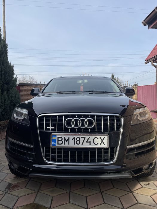 Продам Audi Q7 перший власник.