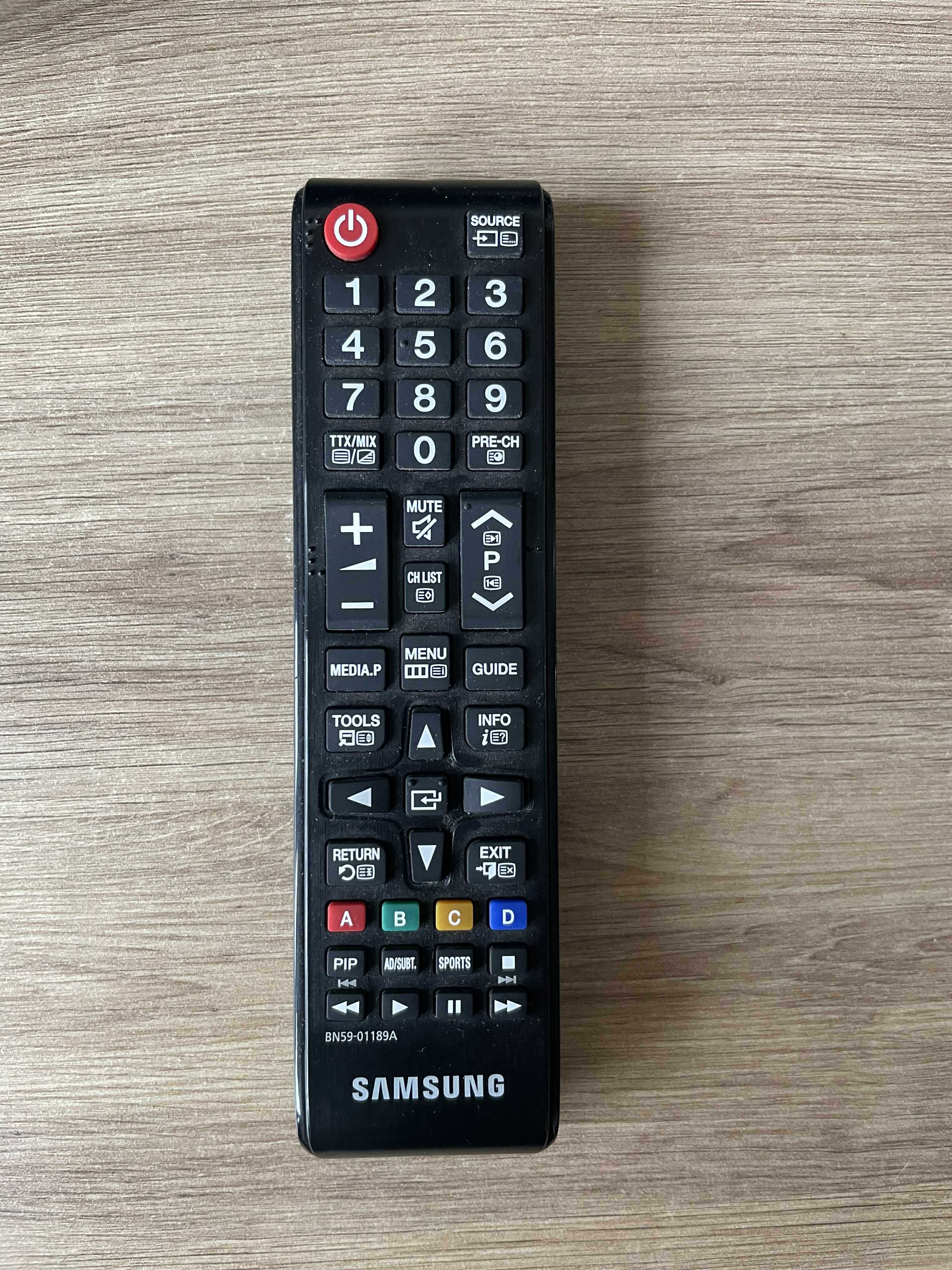 Monitor SAMSUNG T24E390EW