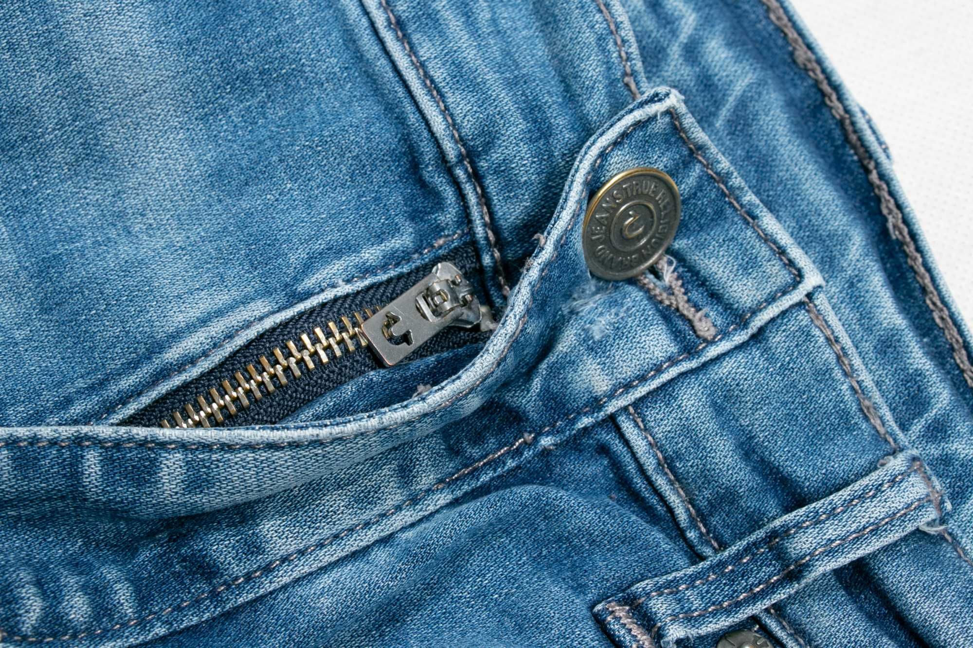 Spodnie jeansowe True Religion Geno Biker 29us niski stan