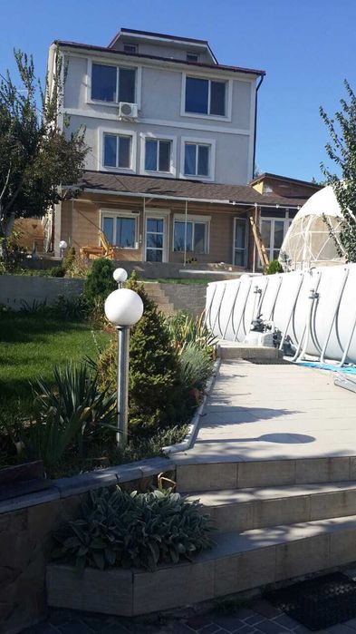 От хозяина продается 3 этажный дом от хозяина (Хаджибей , Отрадово 3)