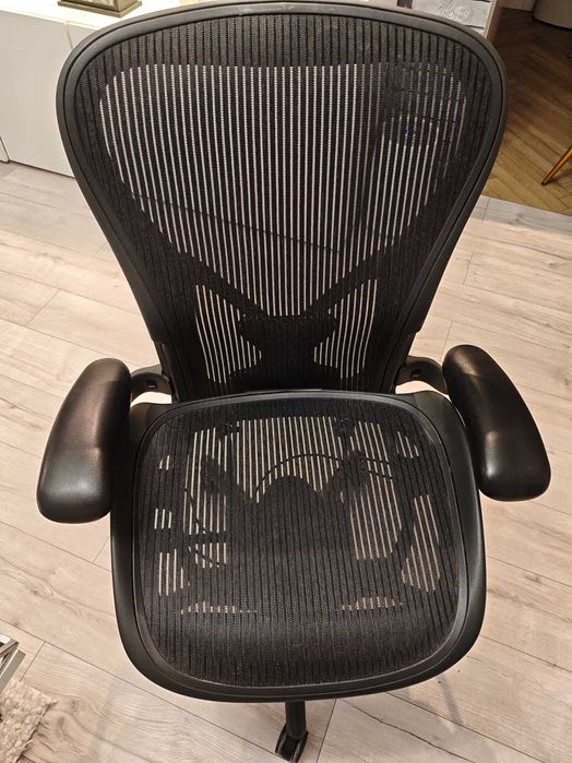 Herman Miller Aeron C full pakiet regulowane podłokietniki