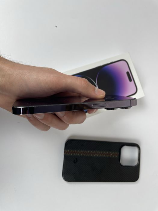 iPhone 14 pro 256gb deep purple + чехол Pitaka