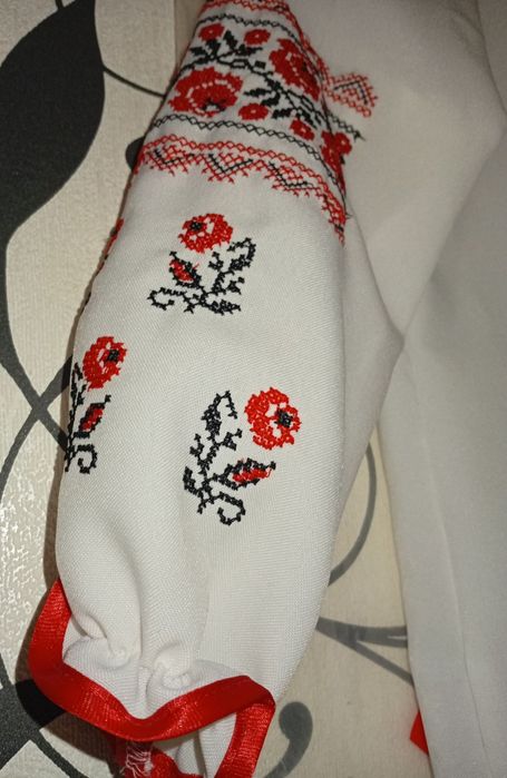 Вишиванка комплект 6-7 років 122-128 розмір