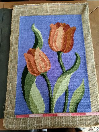 Quadro tulipas em ponto de arraiolos feito à mão - novo